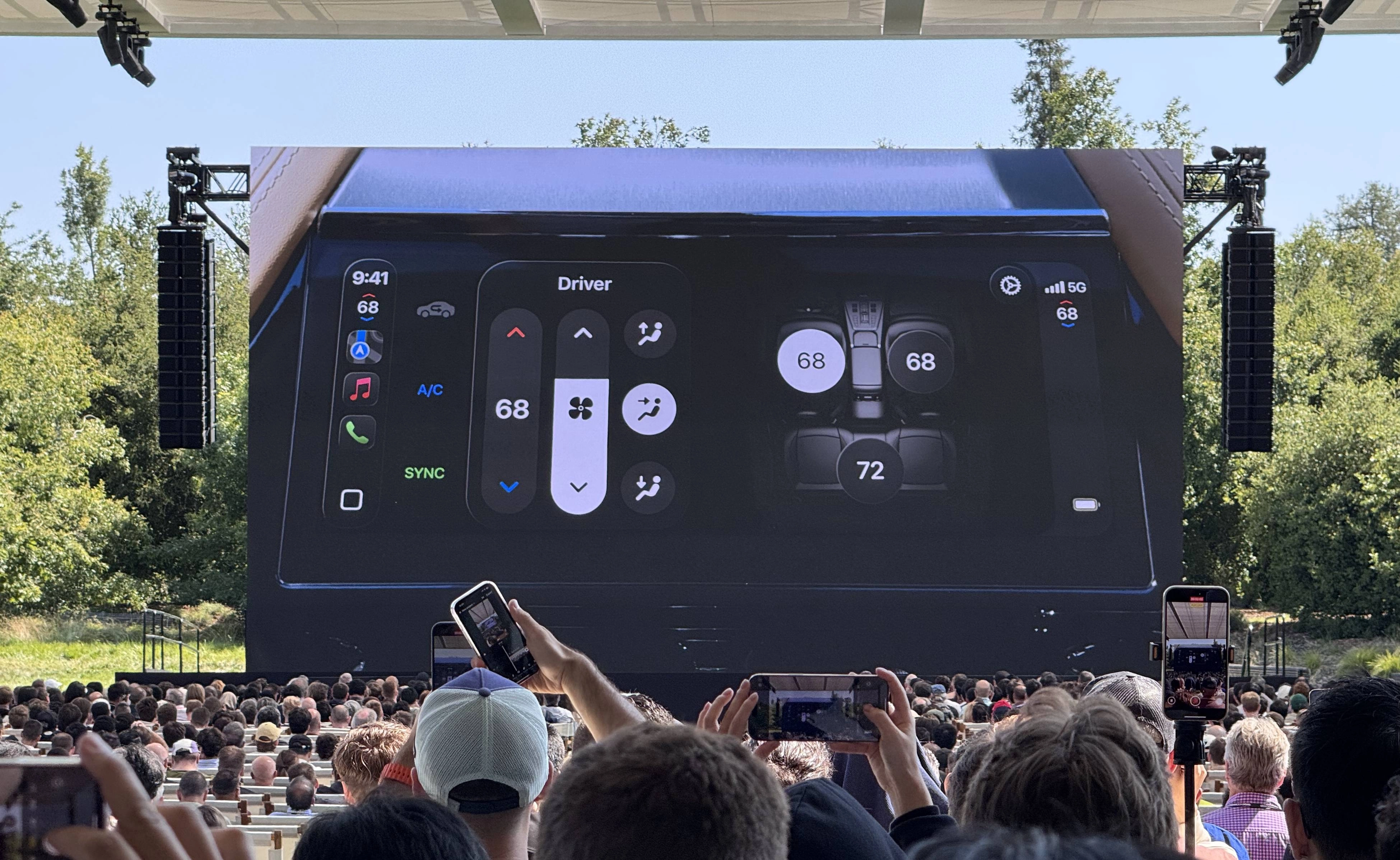 苹果发布全新 CarPlay！体验全面革新，还有一个 Ultra 版本