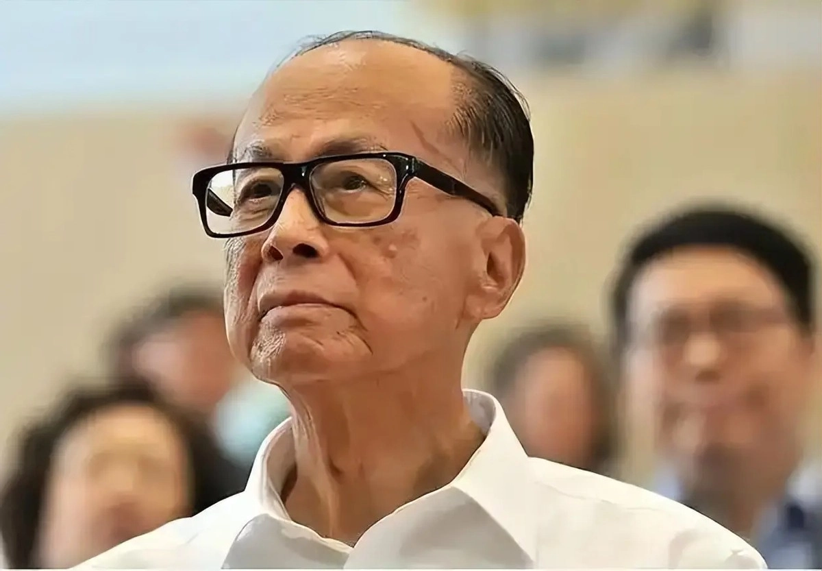 卖不掉了?李嘉诚“卖港口”新进展:巴拿马强硬表态,外交部回应