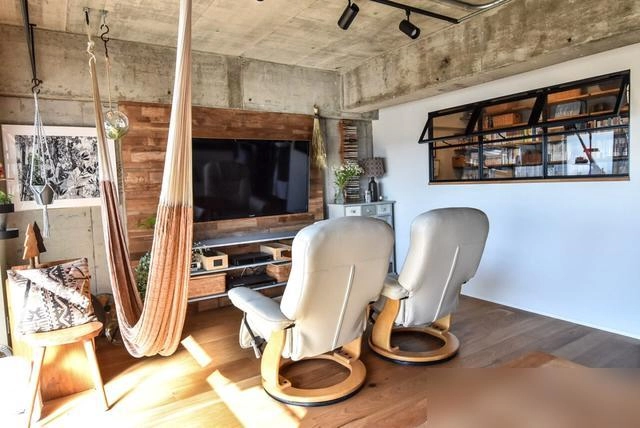 这套70㎡的“赤贫”风会不会令你感到新奇？