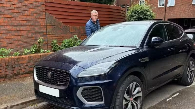 伦敦夫妇利用隐藏的AirTag 追踪并追回价值46000英镑的捷豹车