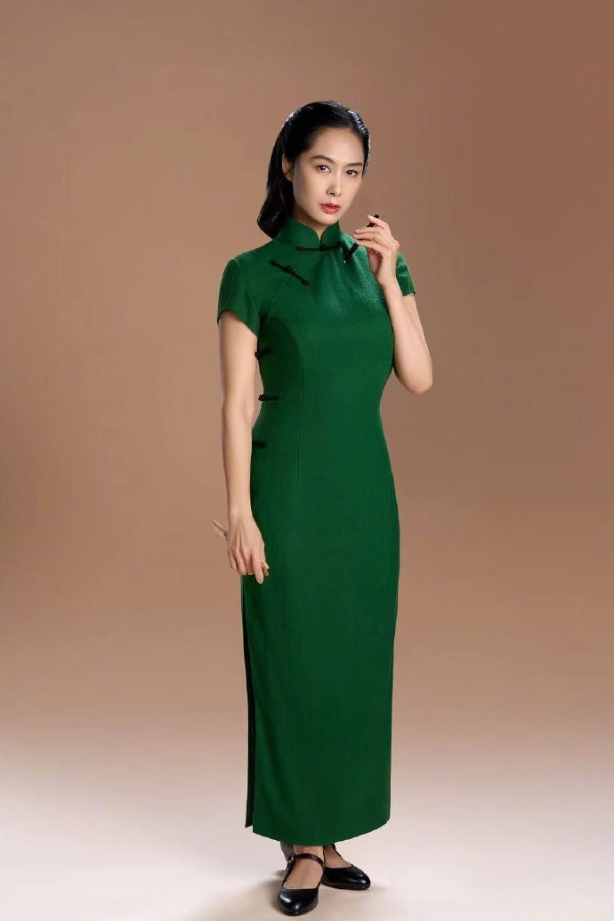 朱茵53岁状态上了热搜 - 万事屋 | 生活·动漫·娱乐综合社区-银魂同好聚集地