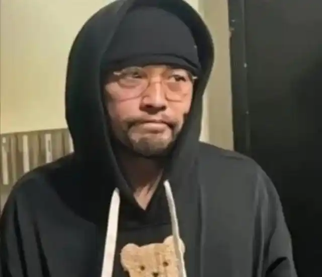 周杰伦最新街头照被曝光，你告诉我这是他46岁的照片？ - 生活银魂 - 大众生活 - 万事屋 | 生活·动漫·娱乐综合社区-银魂同好聚集地