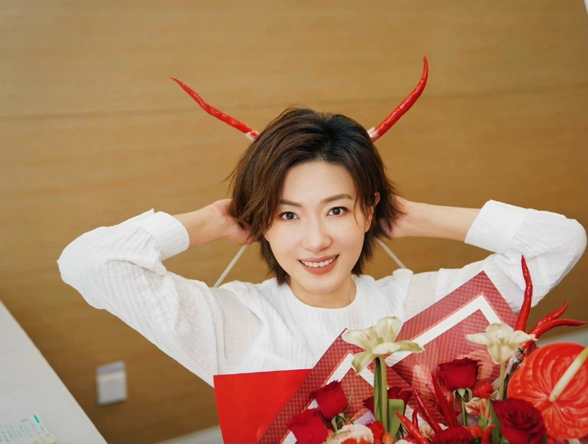 “不婚族”万茜:从不炒作,嫁普通丈夫,35岁高龄为丈夫生孩子