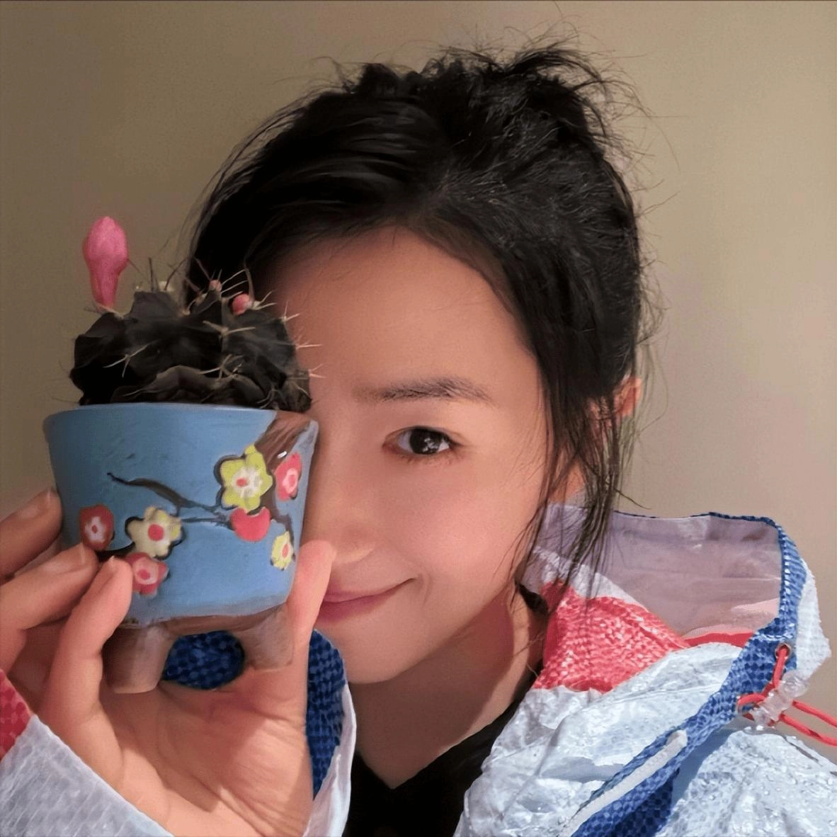 “不婚族”万茜:从不炒作,嫁普通丈夫,35岁高龄为丈夫生孩子