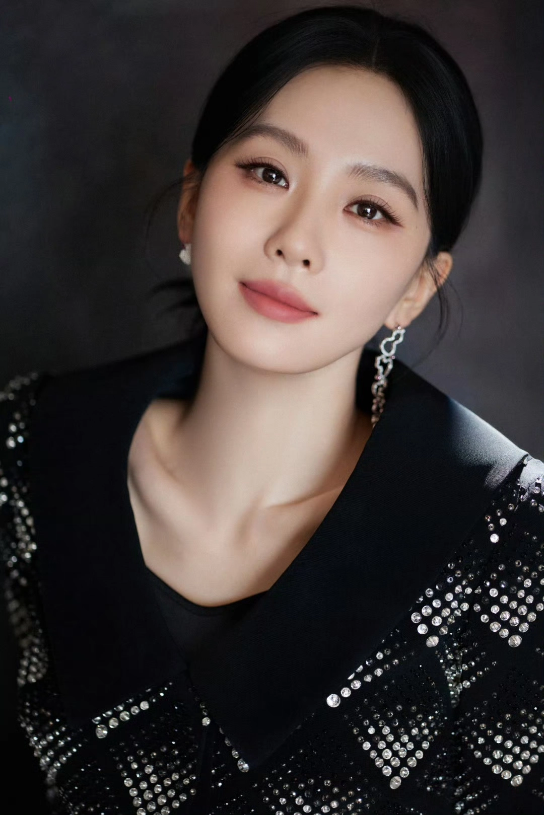 刘诗诗还是那么美，只是感觉眼睛没有以前有光了 - 万事屋 | 生活·动漫·娱乐综合社区-银魂同好聚集地