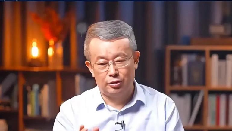 来自网友的吐槽:偷鸡不成蚀把米!以为能“毁掉”蔡澜,自己却先被扒了个底朝天