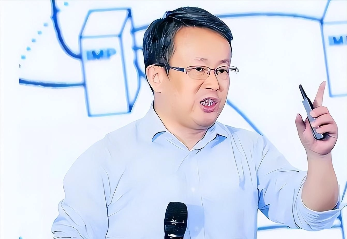 来自网友的吐槽:偷鸡不成蚀把米!以为能“毁掉”蔡澜,自己却先被扒了个底朝天