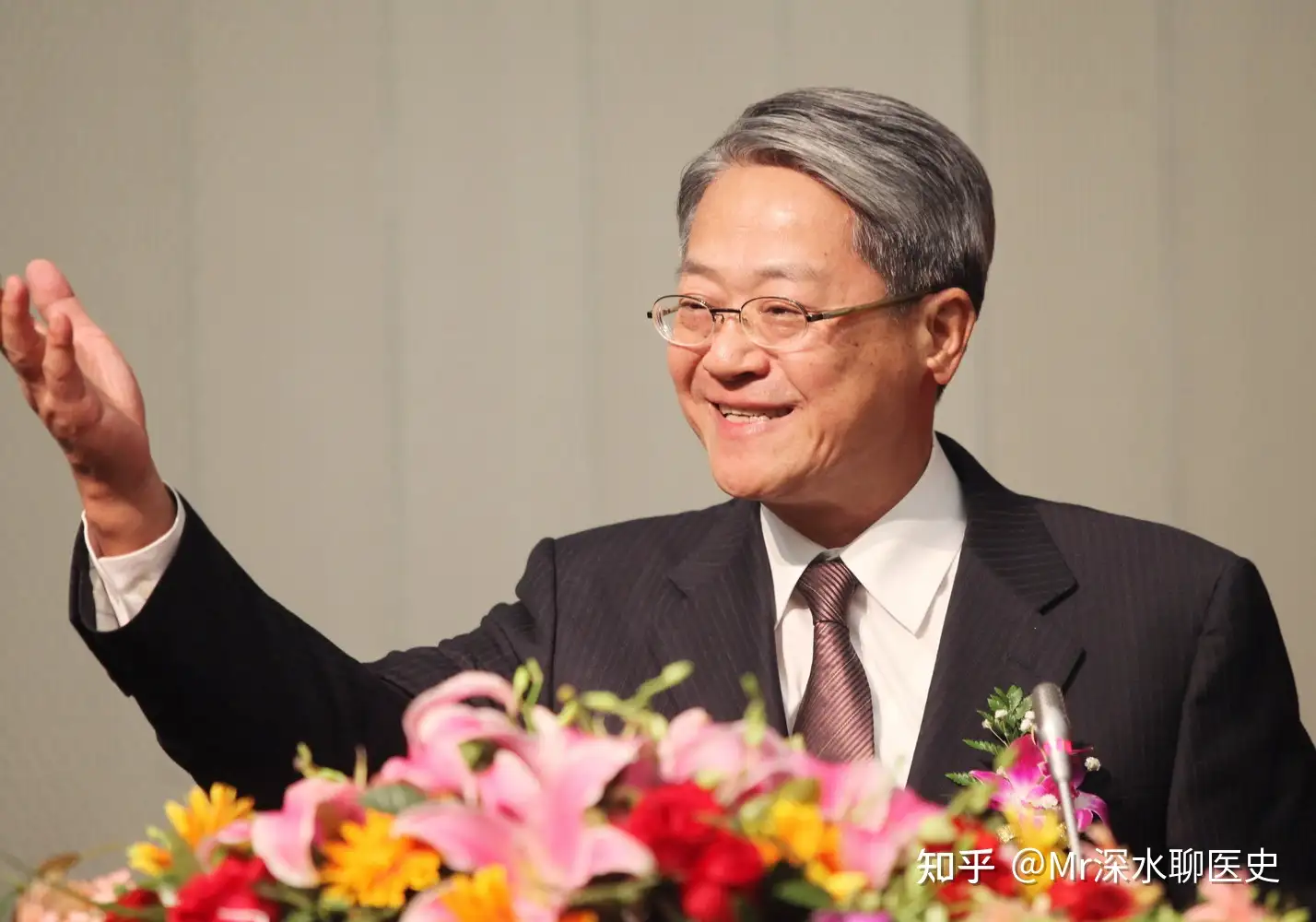 你是如何看待倪海厦老师的中医传播方式的？网友吐槽：就一神棍 - 万事屋 | 生活·动漫·娱乐综合社区-银魂同好聚集地