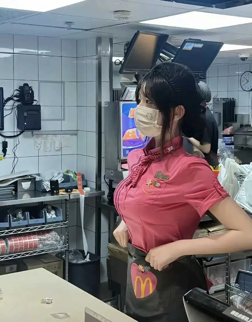 麦当劳是懂男人的 - 生活银魂 - 大众生活 - 万事屋 | 生活·动漫·娱乐综合社区-银魂同好聚集地