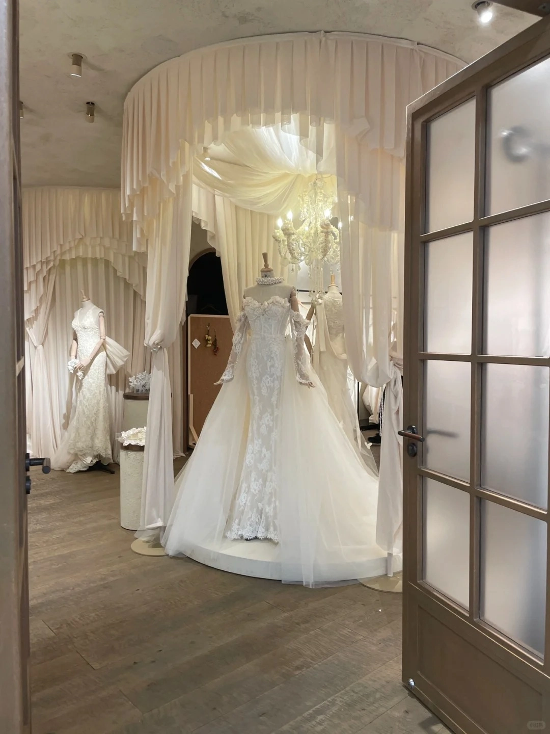 虎丘婚纱城大避雷！！别再当大冤种啦💔 - 万事屋 | 生活·动漫·娱乐综合社区-银魂同好聚集地