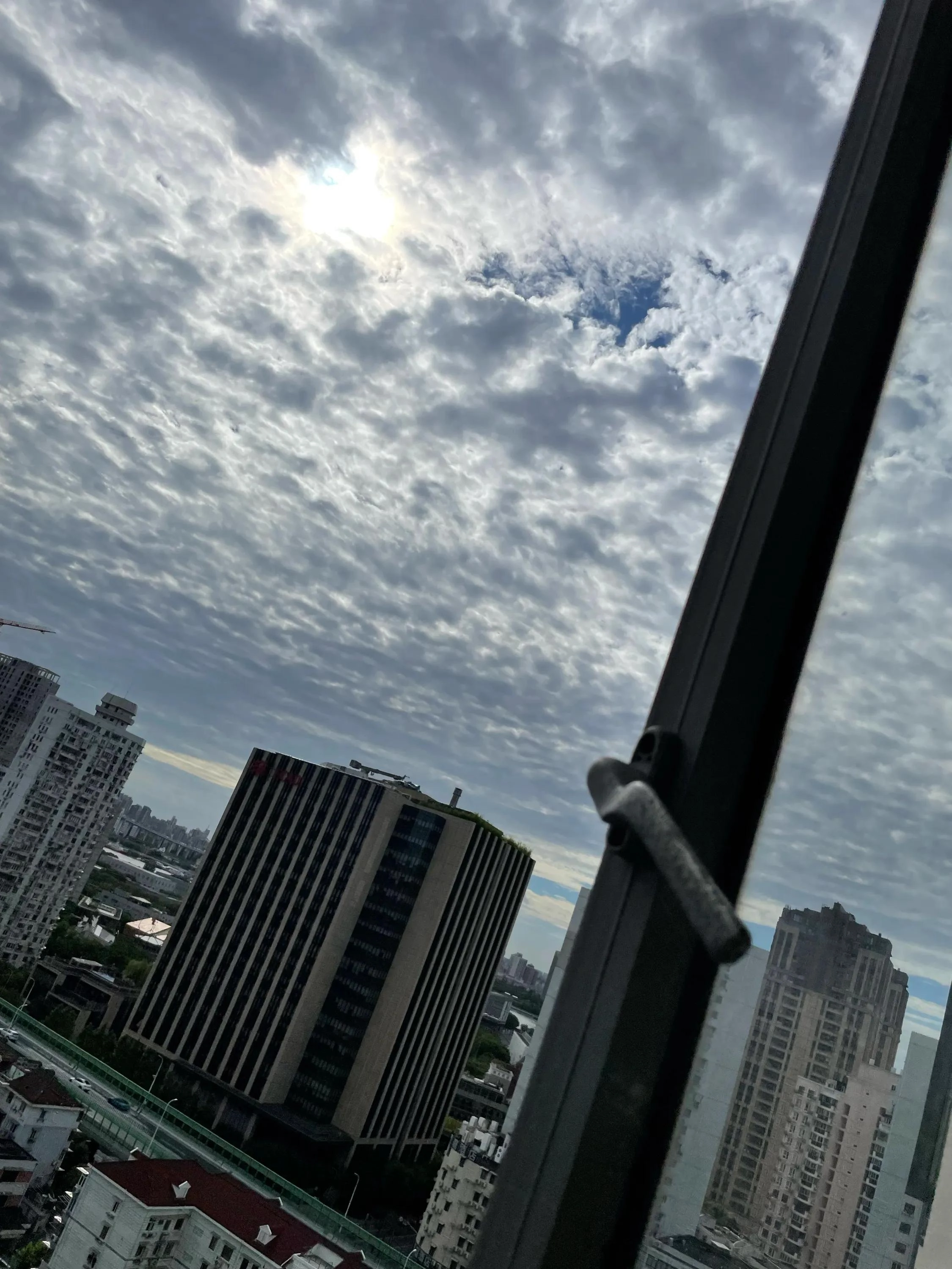 网友分享2025年7月7日上海的天空 - 万事屋 | 生活·动漫·娱乐综合社区-银魂同好聚集地