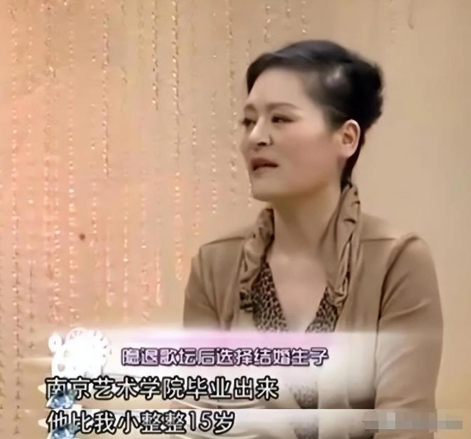 曾打败韦唯毛阿敏,却被亲弟弟砸成脑震荡,一代歌后沦为保姆谋生
