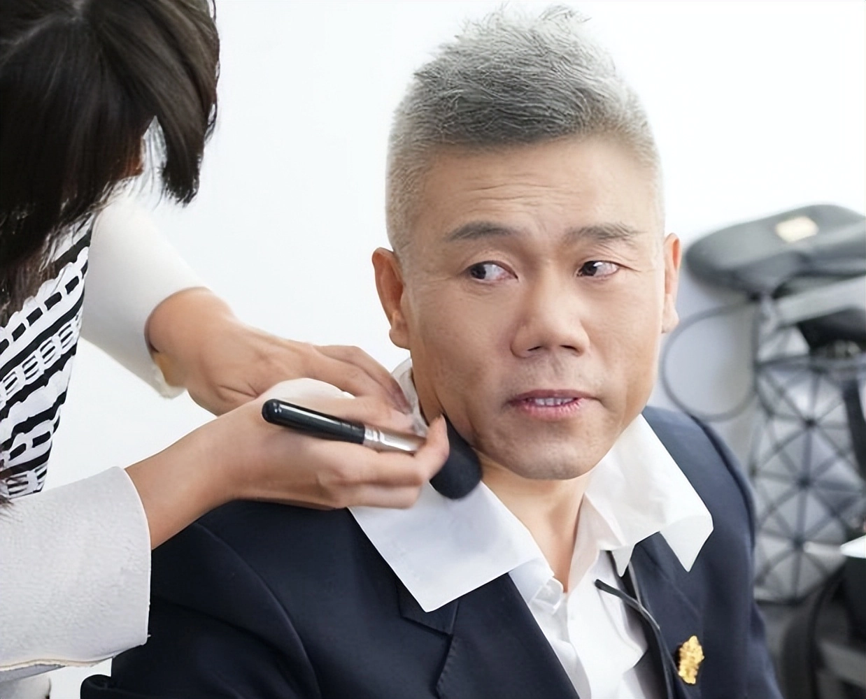 网友吐槽:司马南,终为自己的“口无遮拦”付出了代价,也给所有公知提了醒