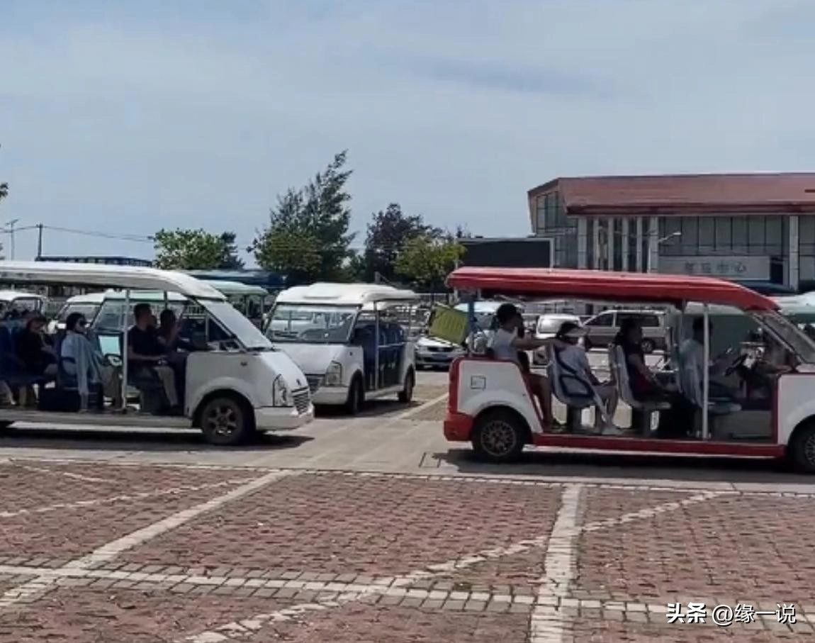 “除了呼吸都要钱”!博主曝光涠洲岛乱收费,岛上民宿老板炸锅了