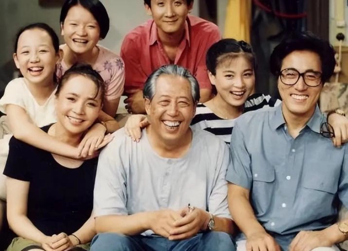 别墅做公证!孙子全姓宋,英达这次彻底慌了,宋丹丹手段太绝了!