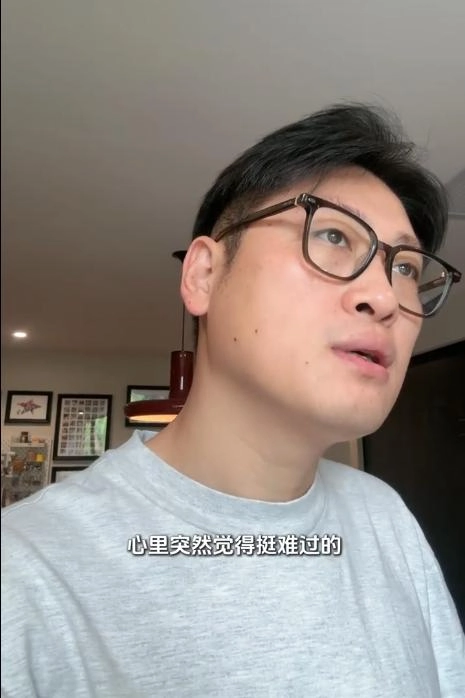 38岁上海导演失业后吃低保，老婆全职8年，吐槽连阿姨都请不起了