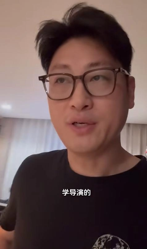 38岁上海导演失业后吃低保，老婆全职8年，吐槽连阿姨都请不起了