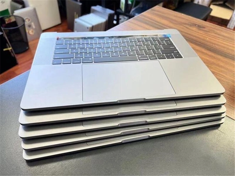 苹果“无头骑士”MacBook爆火!950元捡漏MacBook Pro,真香还是真坑?