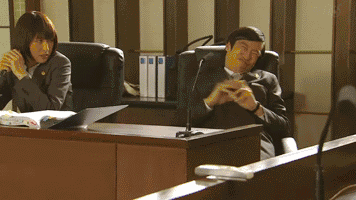 有网友感叹,一部三观不正的剧,居然火了十多年!