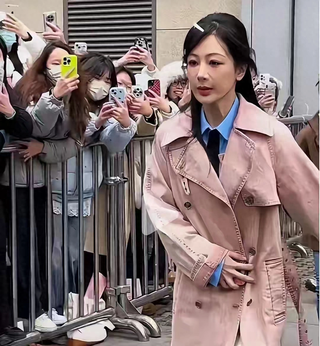 没滤镜真可怕！杨紫皮肤松弛，王源满脸痘坑，刘亦菲虎背熊腰 - 万事屋 | 生活·动漫·娱乐综合社区-银魂同好聚集地