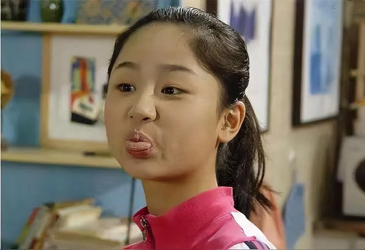 没滤镜真可怕!杨紫皮肤松弛,王源满脸痘坑,刘亦菲虎背熊腰