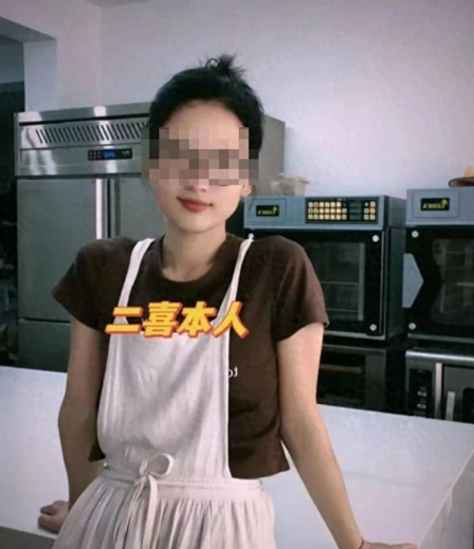 33岁妻子出轨18岁暑假工后续：聊天记录已曝光，内容炸裂 - 万事屋 | 生活·动漫·娱乐综合社区-银魂同好聚集地