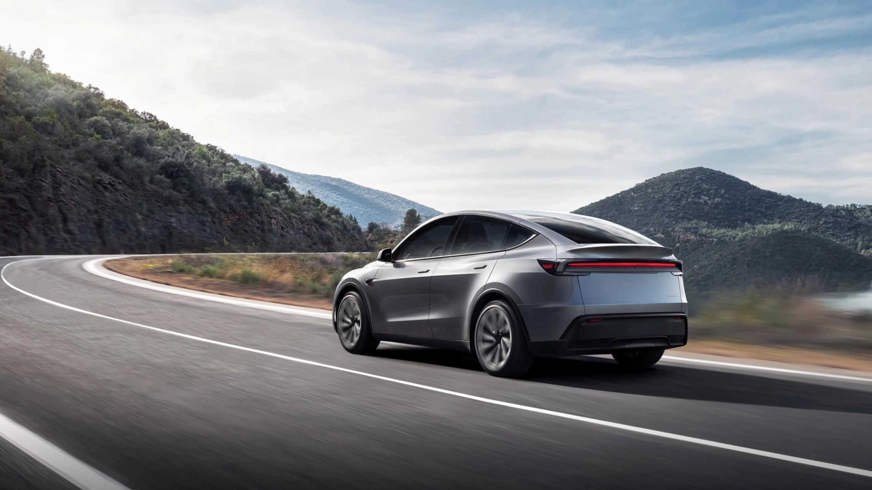 特斯拉放弃完全自动驾驶?FSD正在被重新定义