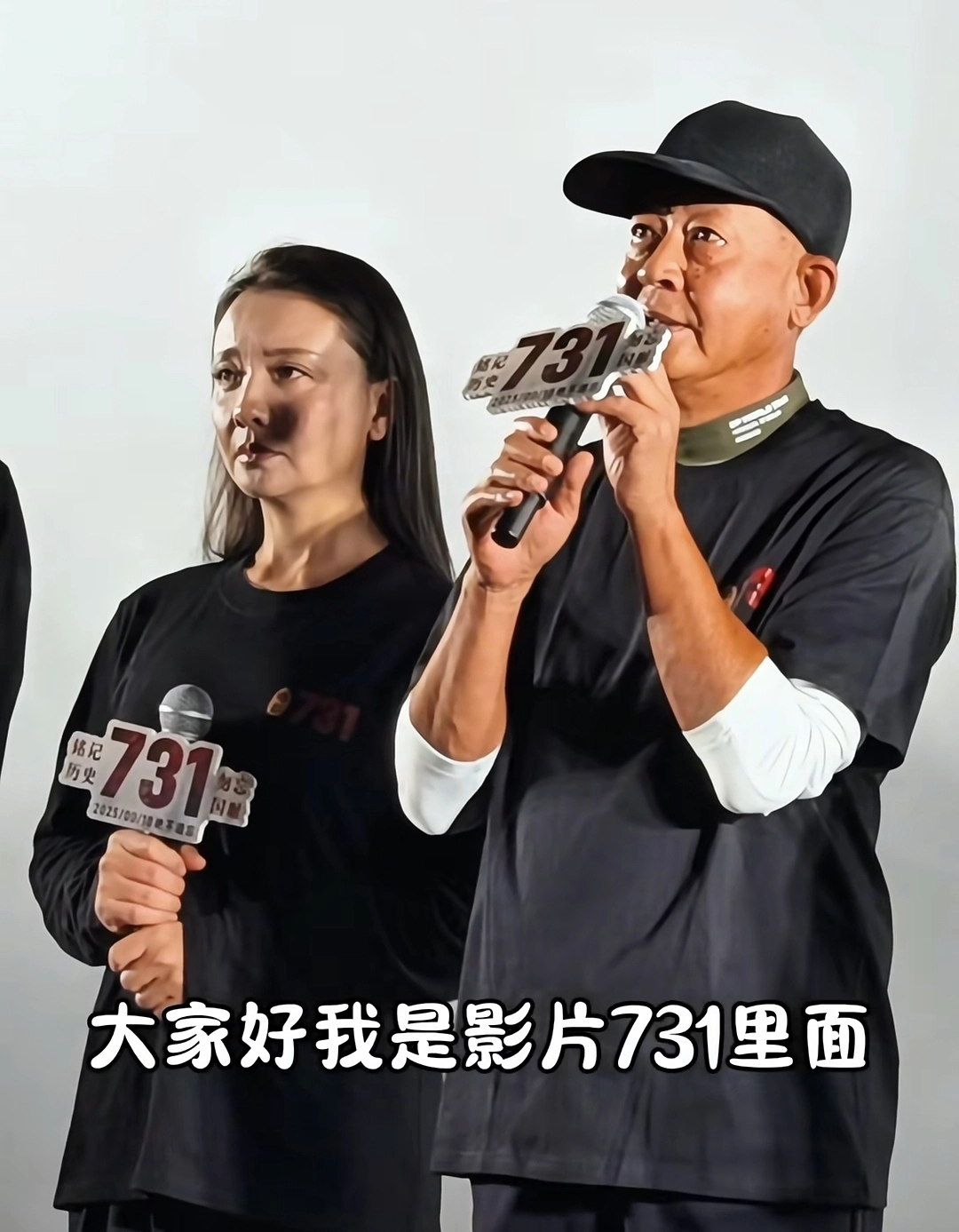 59岁王志文线下活动,发福挺大肚似70岁,皱纹满布被评心脏不太好