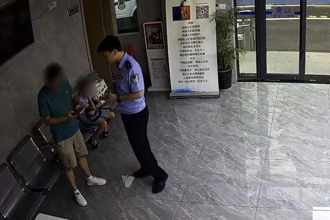 突然群发!大批上海市民收到警方短信!全市爆火网红已被锁定...有爸爸因孩子违规被罚款