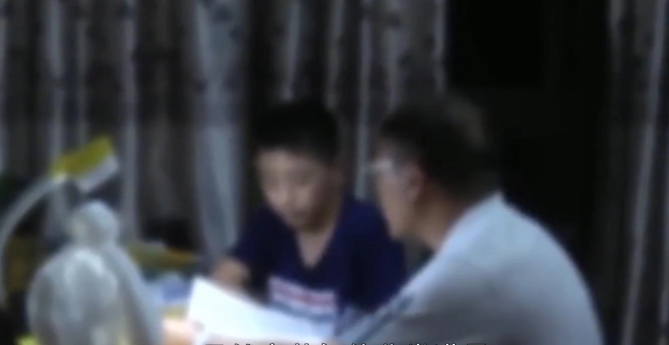 难怪寒门再难出贵子,湖南农村学霸高考239,看完监控班主任哭了