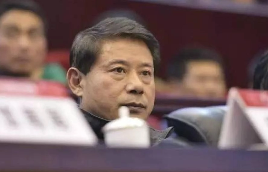 逼姚明退役,毁了王治郅,他是如何让中国篮球倒退了20年的?