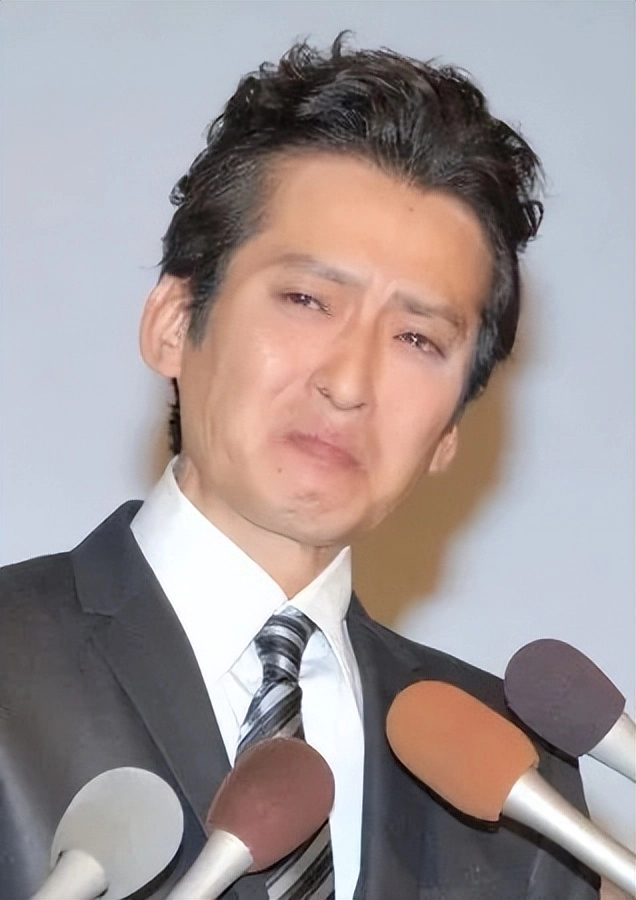 日本最惨杰尼斯男星!被妻子绿16年人尽皆知,疼爱的儿子竟非亲生