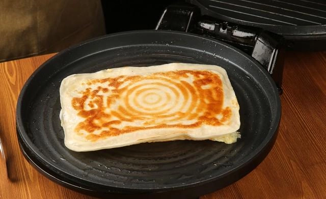 为什么“电饼铛”退出中国家庭?听内行人说完,恍然大悟