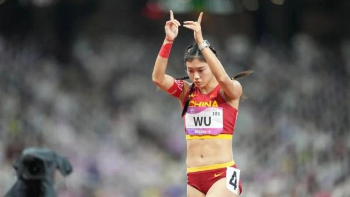 运动员吴艳妮,这身材高高壮壮的,是一般男人无法达到的!