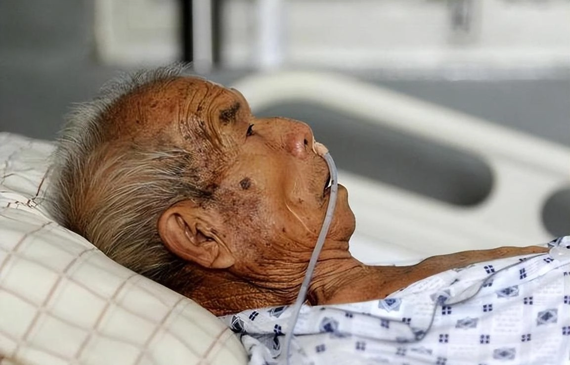 医生研究发现:人患肺癌前1年,身体一般会出现7个预警信号 - 万事屋 | 生活·动漫·娱乐综合社区-银魂同好聚集地