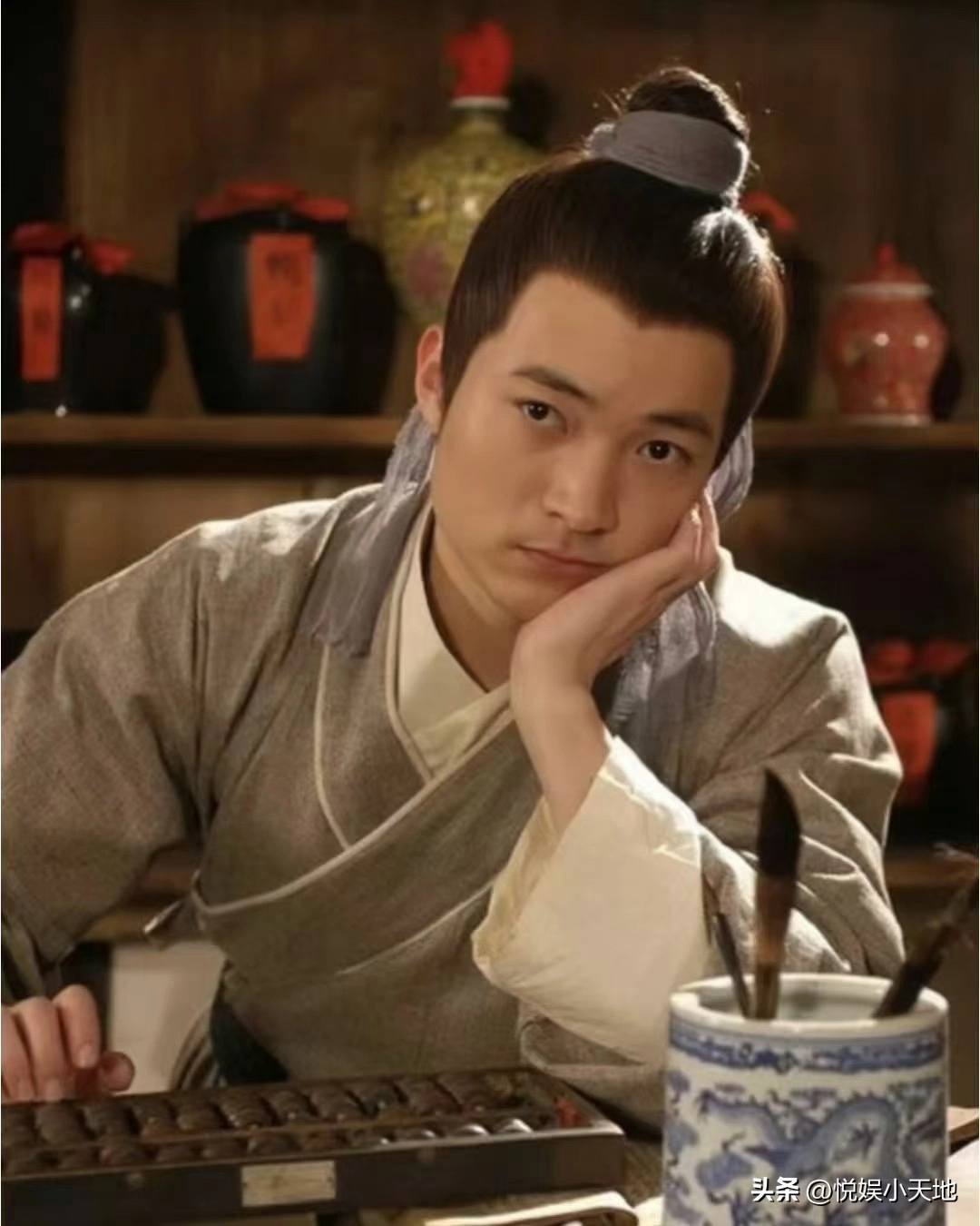 网传喻恩泰离婚！卓伟曝其婚变内幕，尺度炸裂，偷搬走300多箱茅台