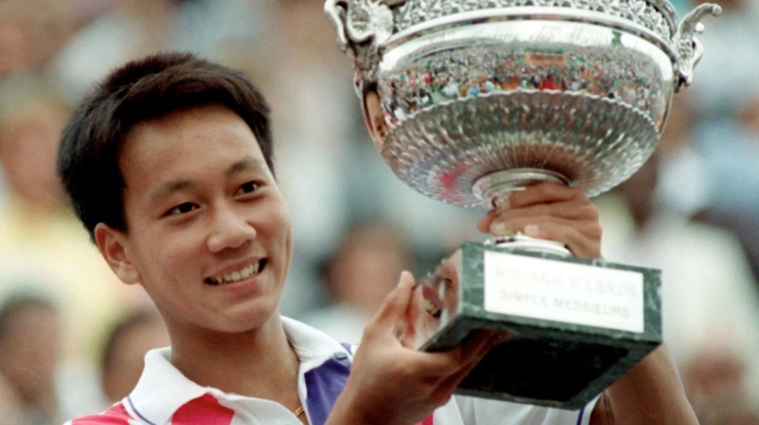 华裔网球巨星张德培家族披萨连锁品牌申请破产：曾获NBA巨星杜兰特投资，拥有超130家连锁店