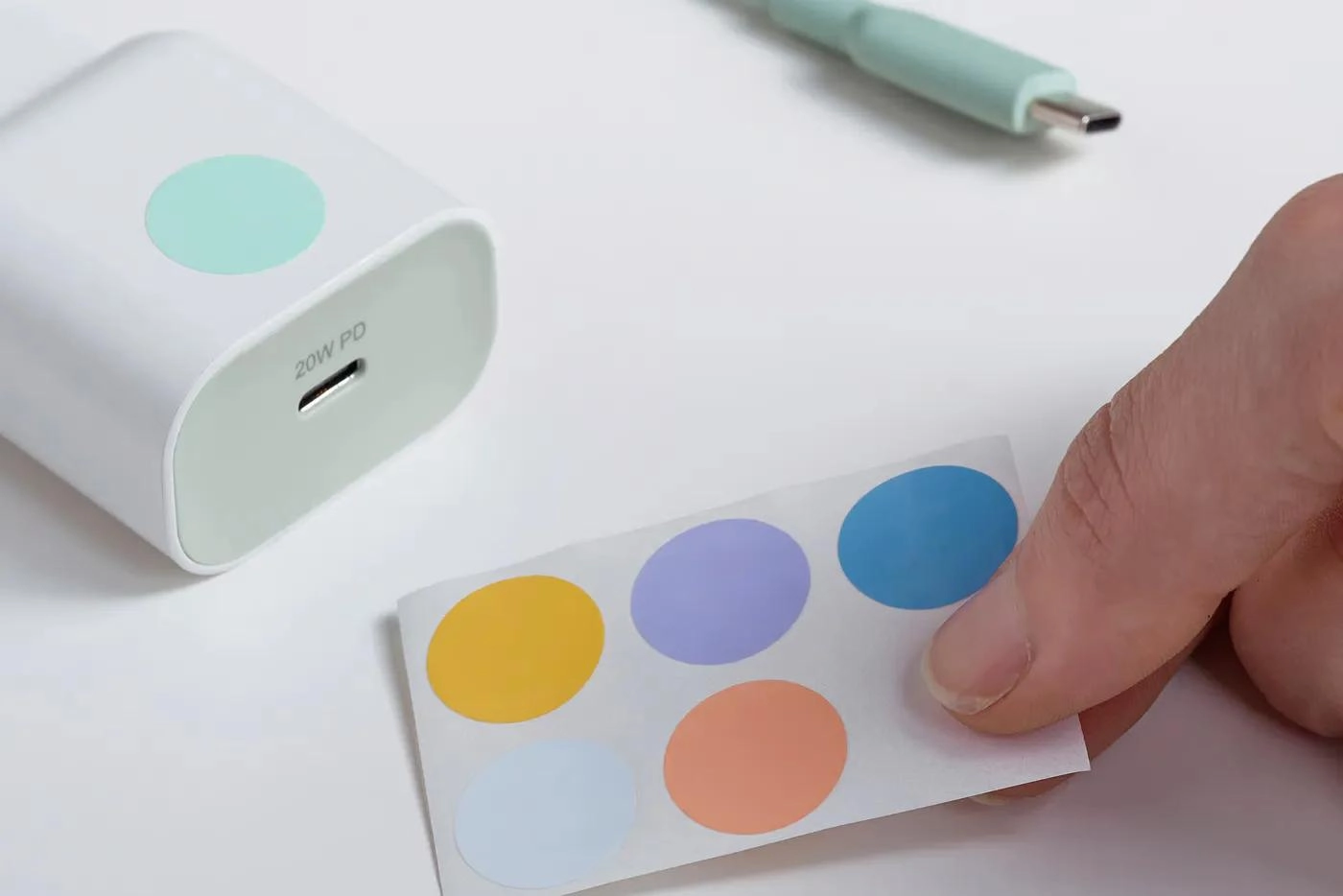 宜家在美推出售价约4美元的20W USB-C充电头