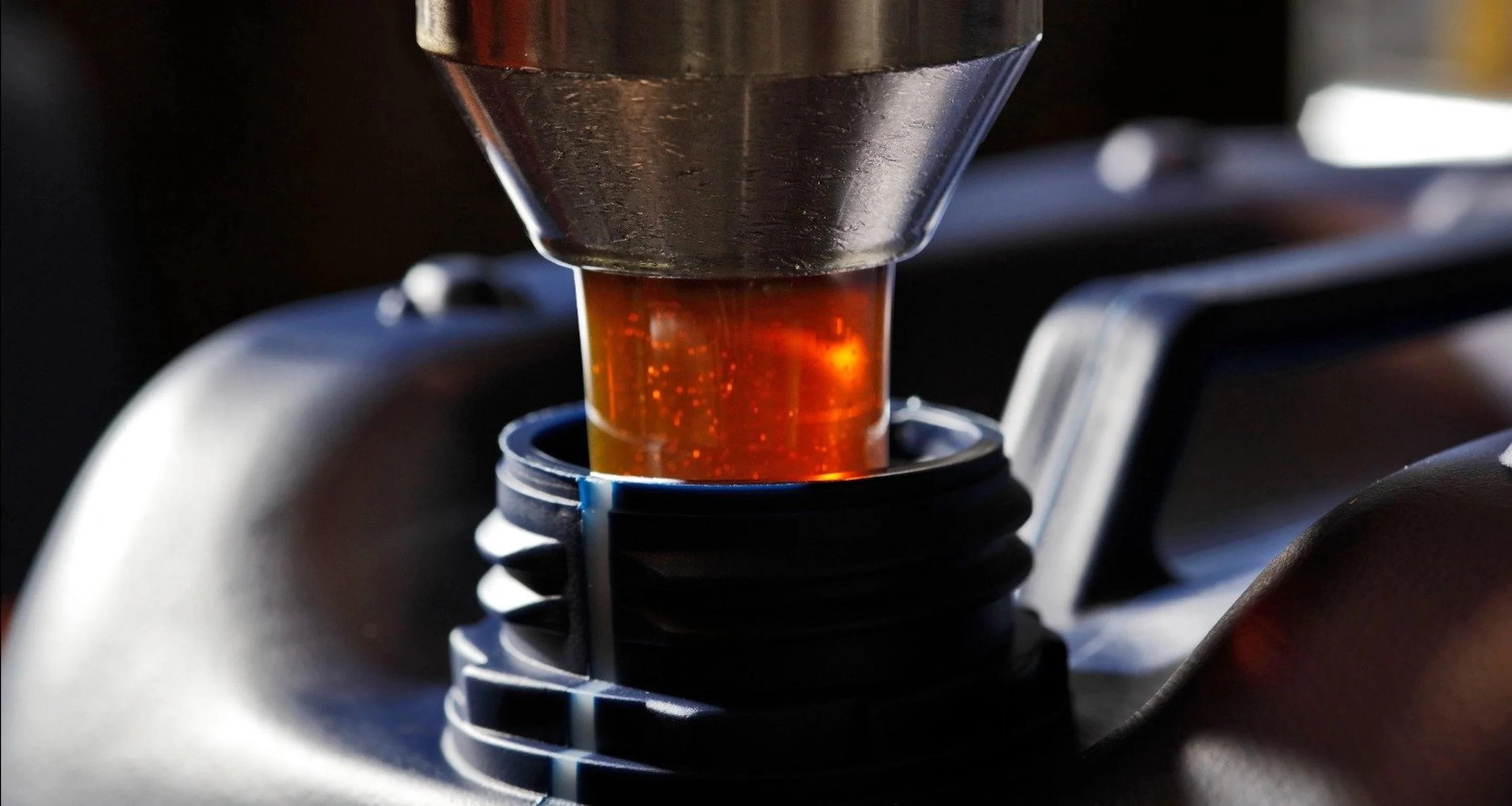 Horse推出可用100%可再生汽油的H12概念发动机 