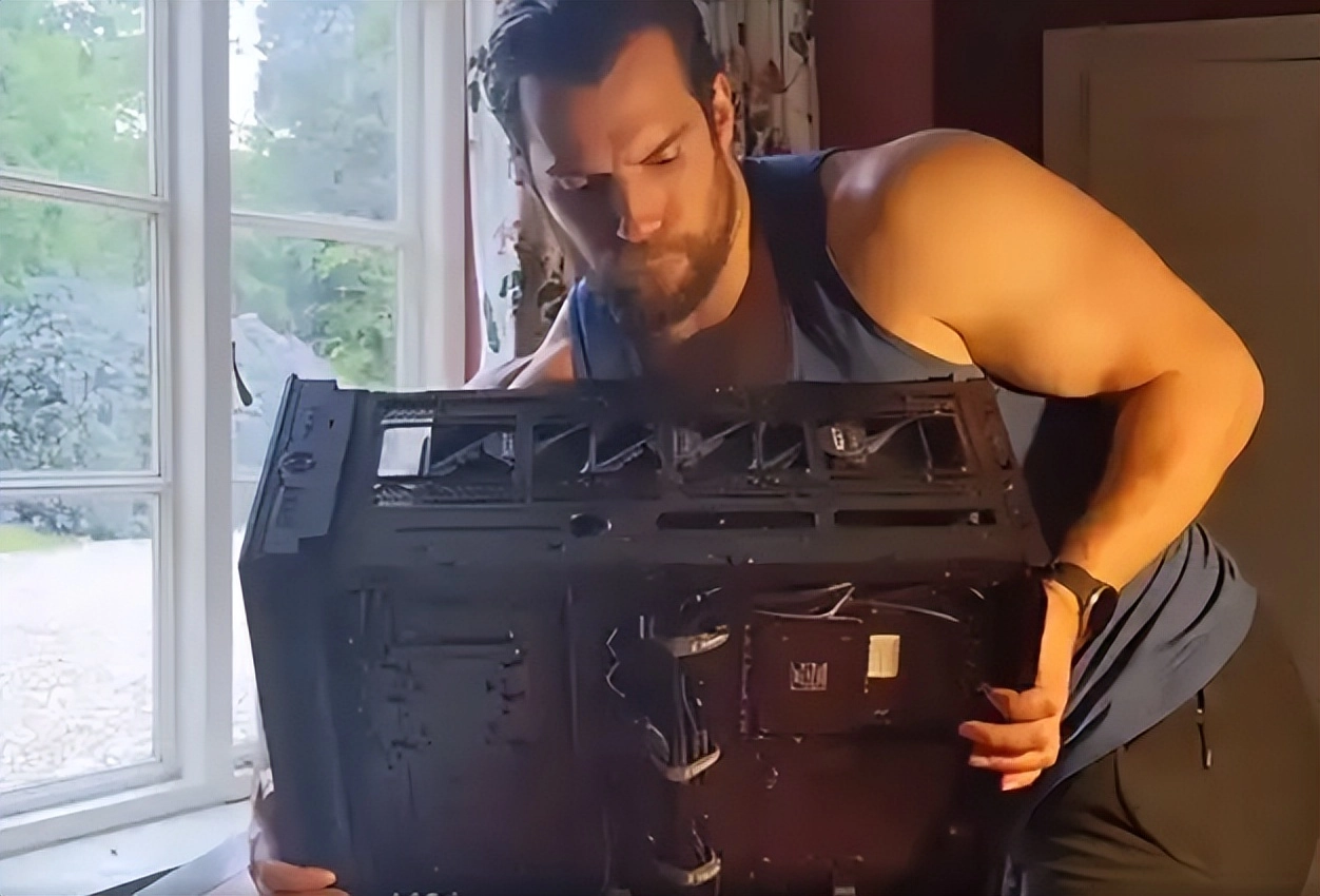 长得丑才打游戏？这句话惹怒玩家，网友直接搬出金城武反击