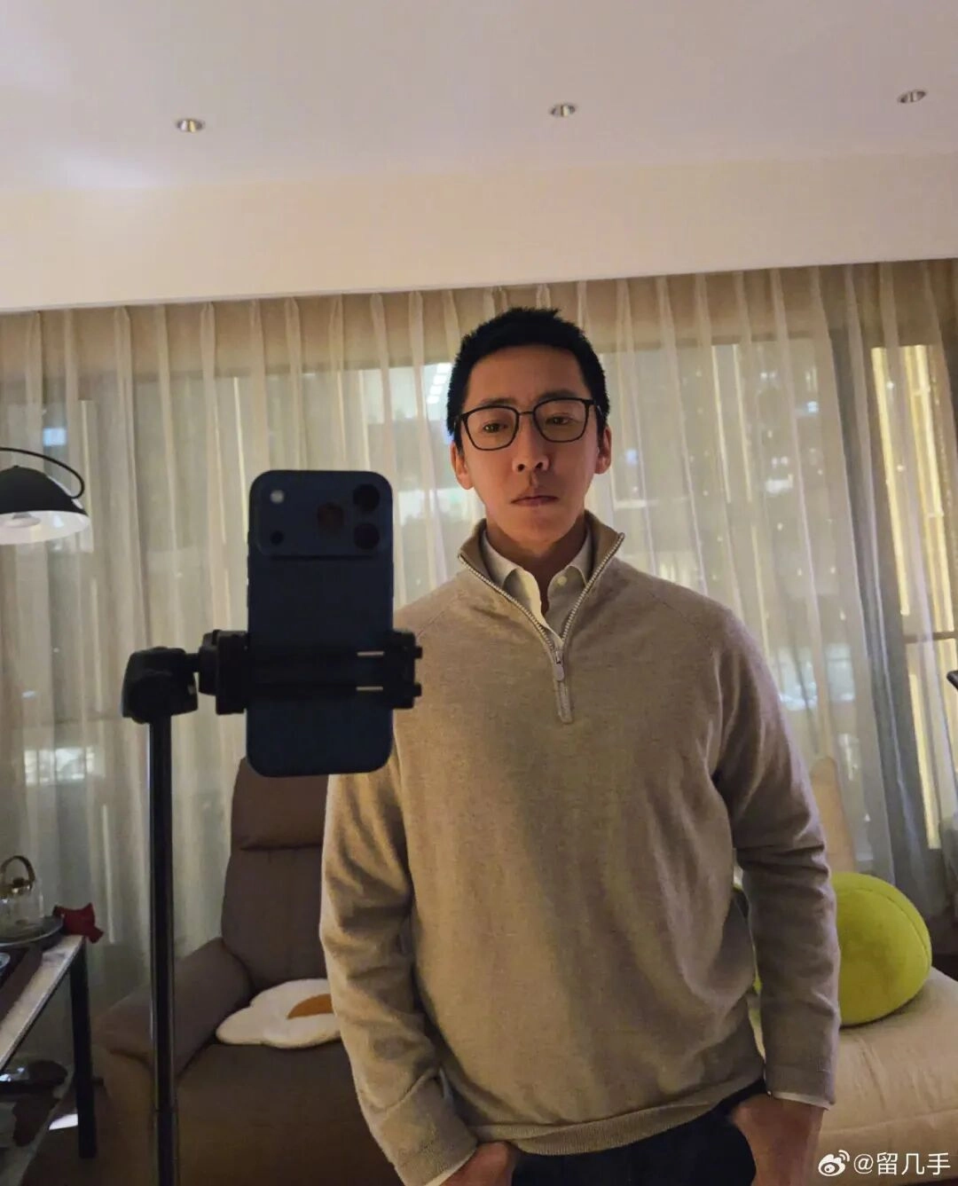 “留几手”微博账号，被禁止关注