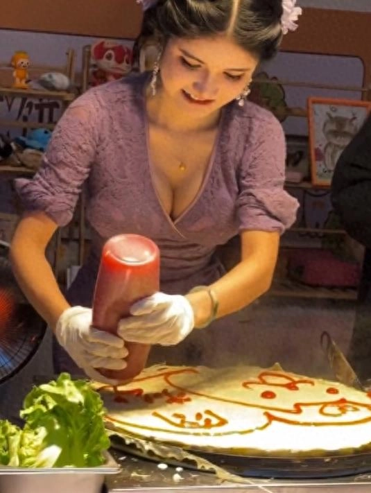 到底在卖什么？狗头萝莉777元售卖“萝莉的宵夜”遭质疑 - 万事屋 | 生活·动漫·娱乐综合社区-银魂同好聚集地