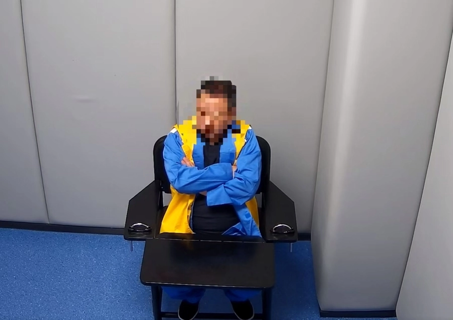 轻信“上亿扶贫款”谎言，夫妻出借对公账户涉诈81万被刑拘