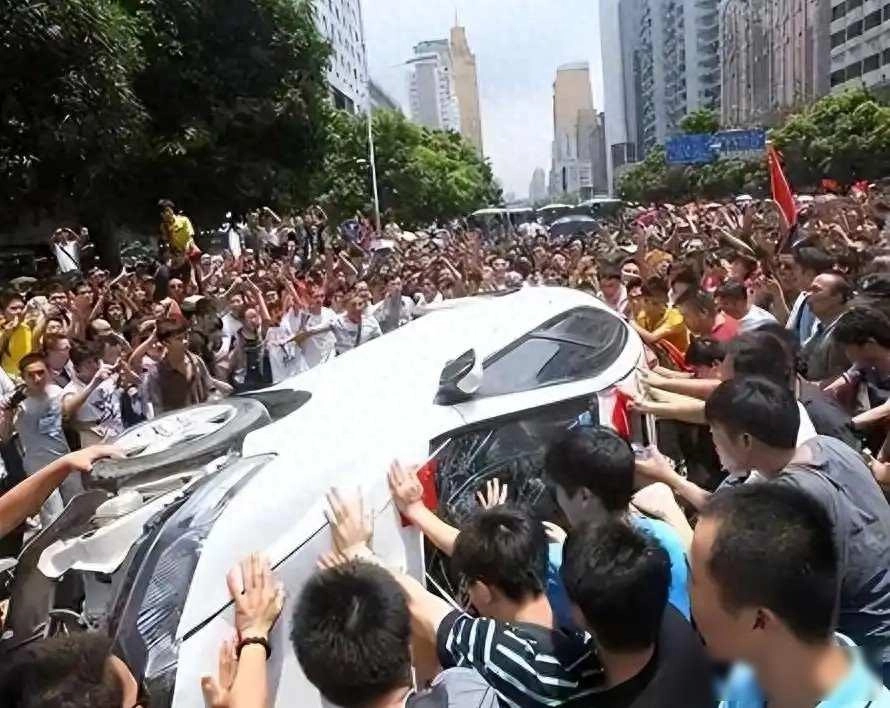 14年前拿U型锁砸人的蔡洋：2022年出狱，找不到工作靠打零工为生