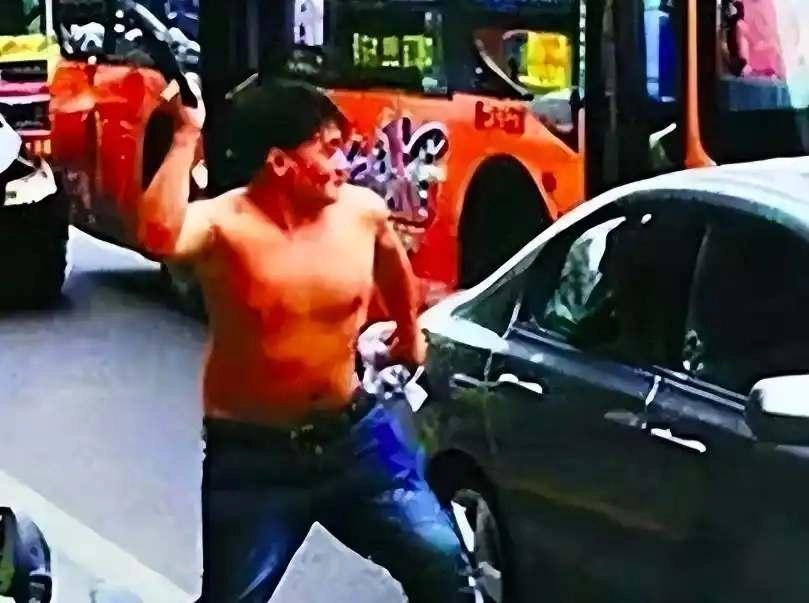 14年前拿U型锁砸人的蔡洋：2022年出狱，找不到工作靠打零工为生