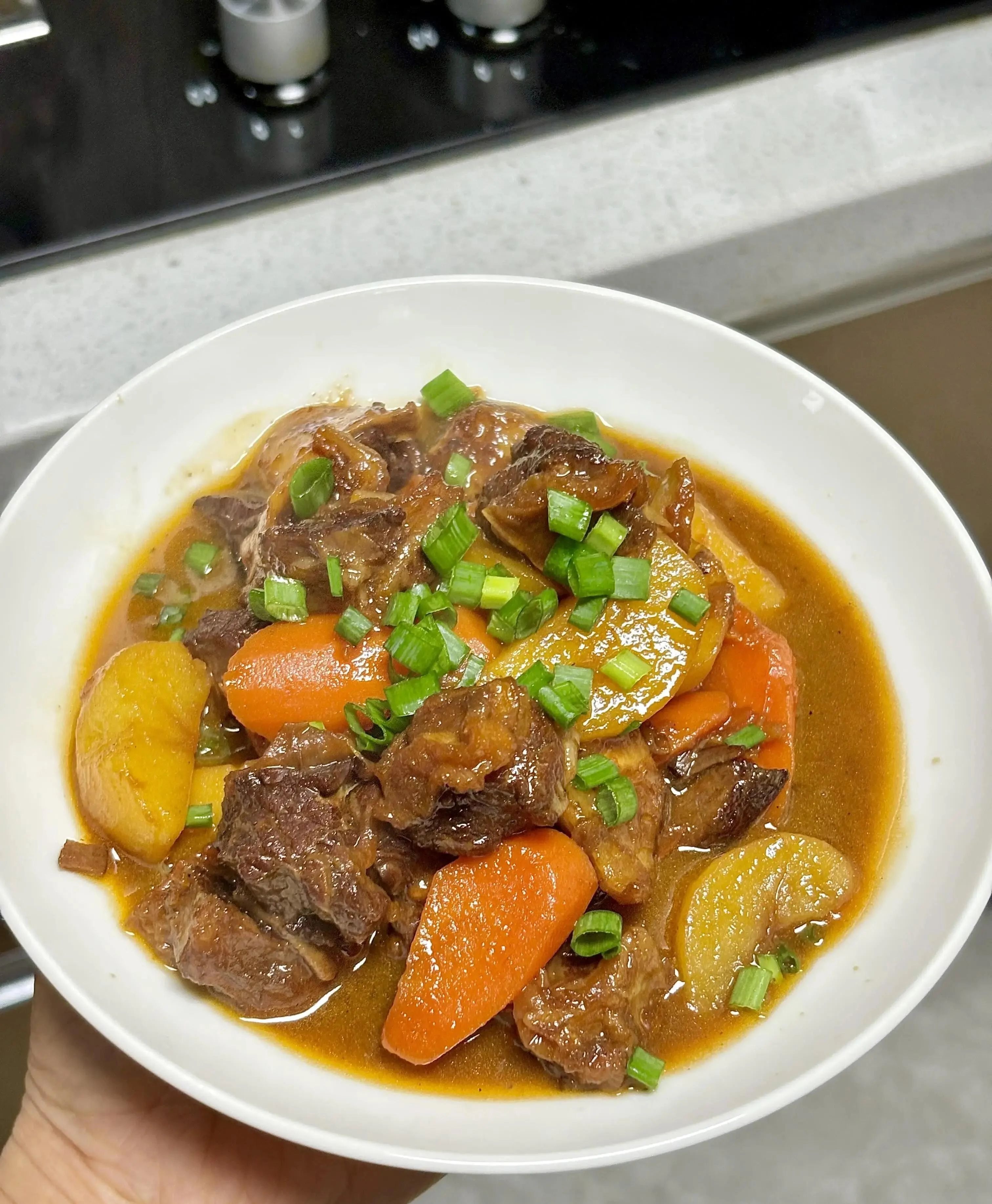 上海一家3口的午餐，在朋友圈火了，网友：没吃过，求蹭饭