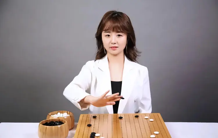 战老终于迎来了自己围棋生涯中的高光时刻！ - 万事屋