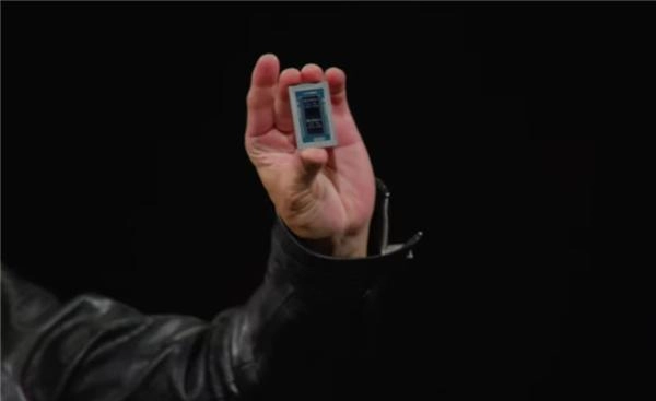 重新发明电脑！黄仁勋正式发布Windows专用处理器RTX Spark：所有老PC都可以扔了