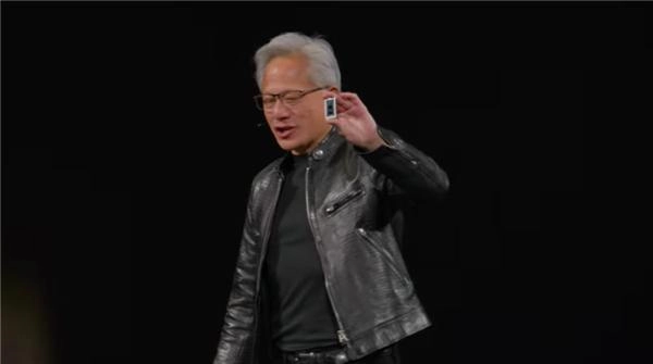 重新发明电脑！黄仁勋正式发布Windows专用处理器RTX Spark：所有老PC都可以扔了