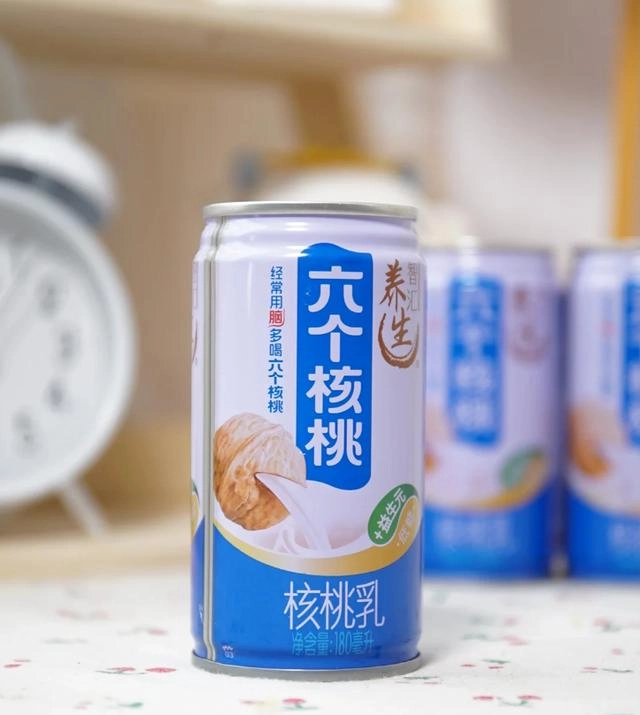 七年营收直降40亿，口碑渠道双双失守，昔日国民饮料彻底走下神坛